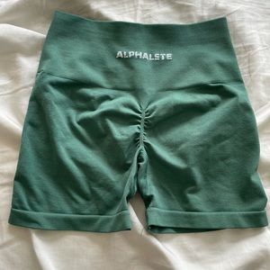 IVY AMPLIFY SHORTS